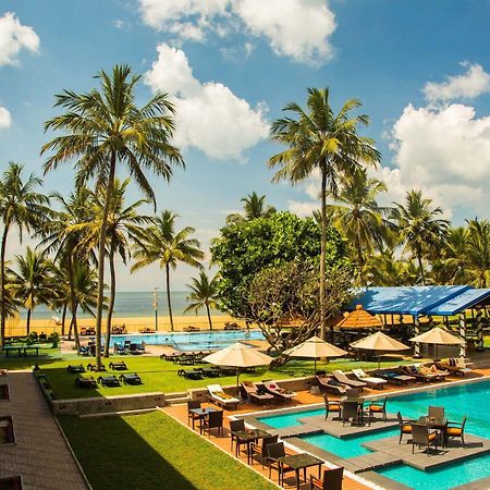 Camelot Beach Hotel Negombo Exterior foto